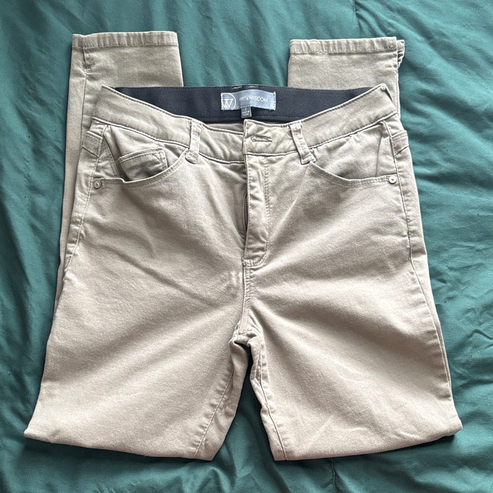 Wit & Wisdom Olive Green Capris 2